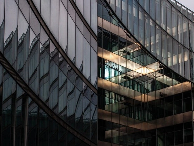 절연 유리의 응용 및 선택