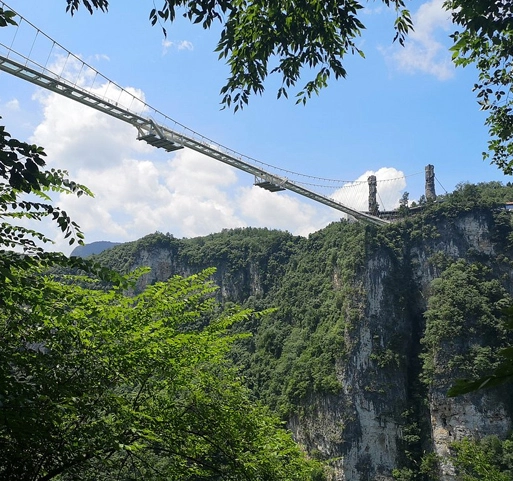 유리 난간 및 계단